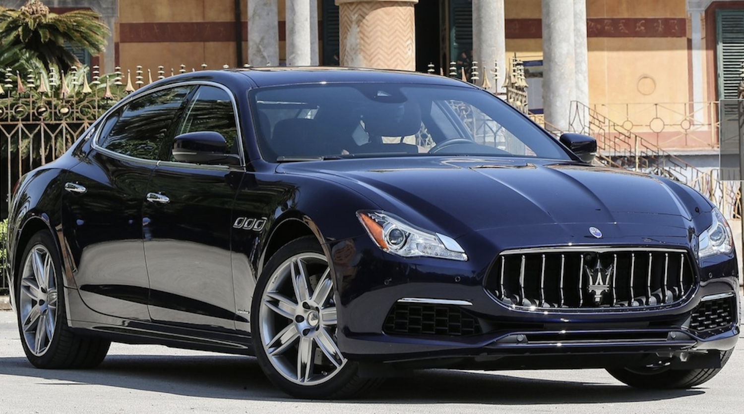 rent Maserati luxury car from Exotic-Luxury-Rental.com 3
